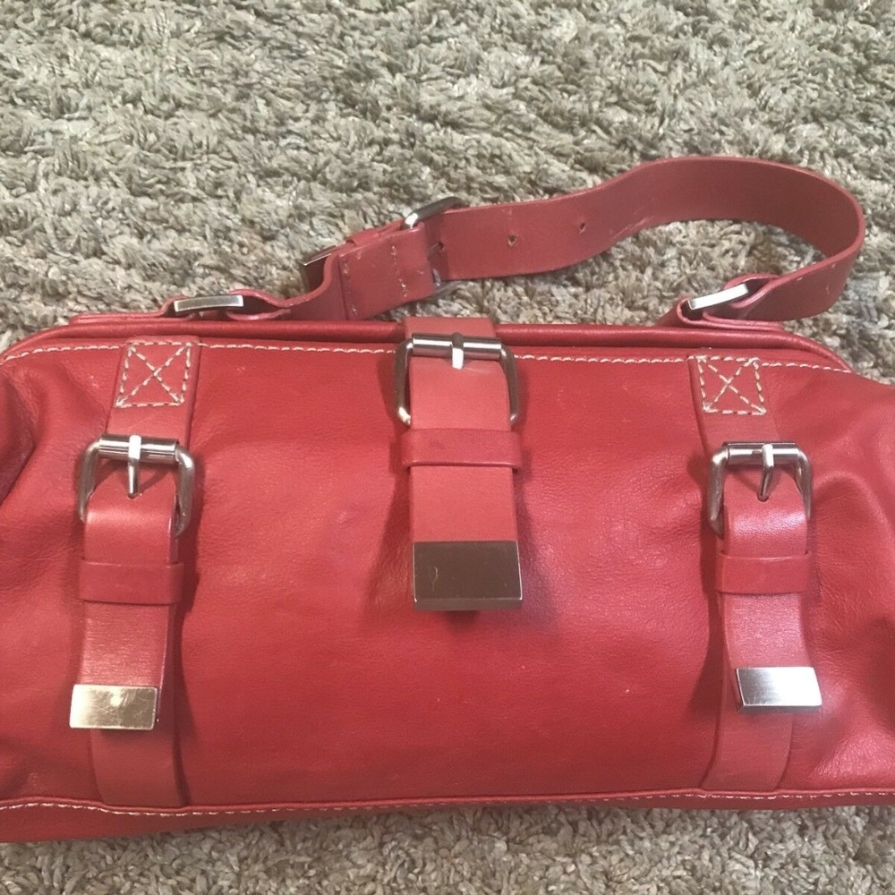 Cynthia Rowley Red barrel buckled handbag Leather